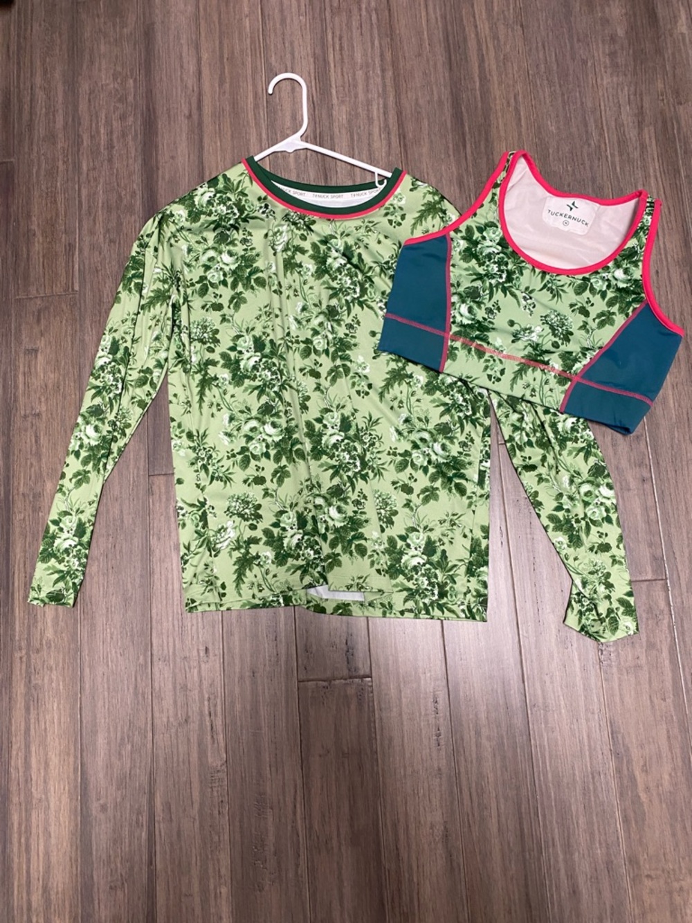 Tuckernuck TNUCK SportFloral Active Long SleeveTop with Matching Sports Bra